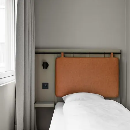 Hotel Comfort Borsparken 3*